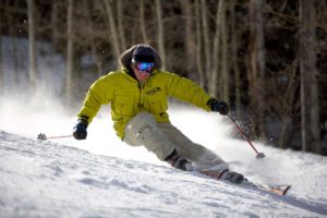 Use Slope and Soak packages to ski at Sunlight Mountain